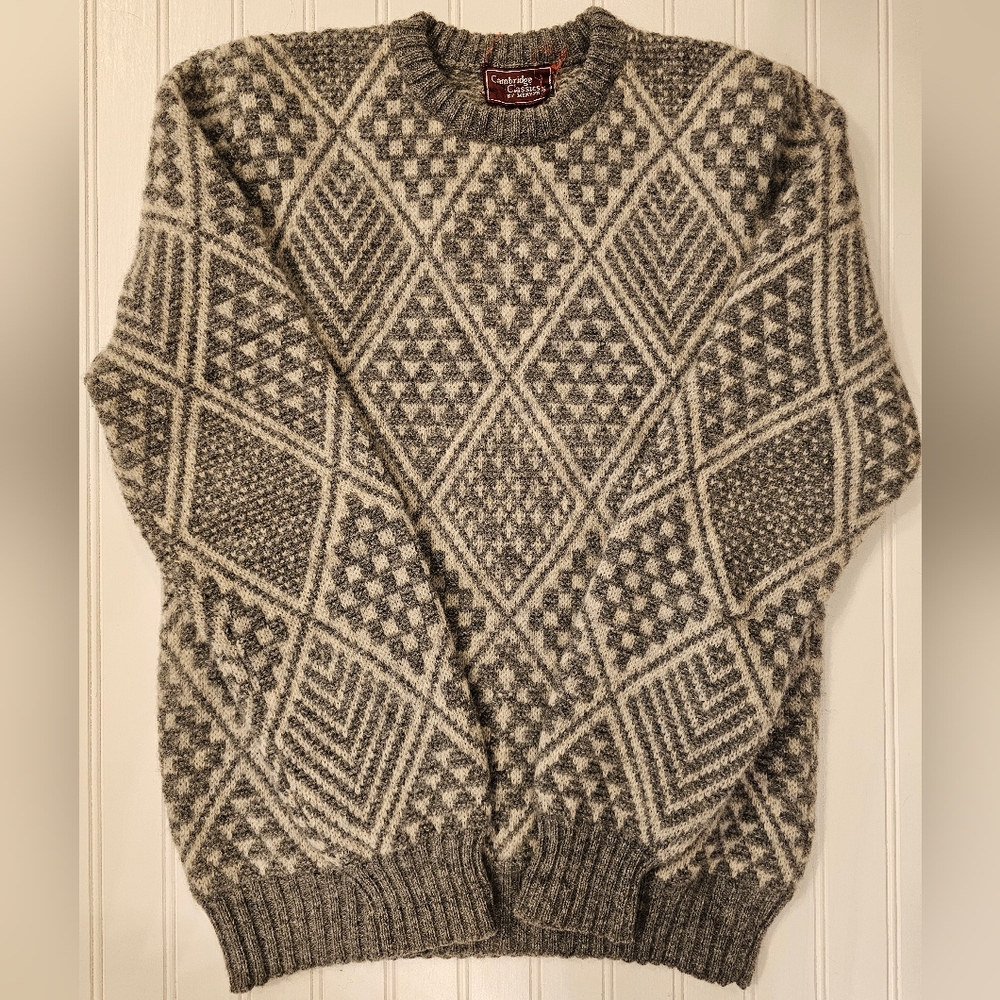 Vintage 100% Wool Sweater - Cambridge Classics - Made in Italy - Grey Size M